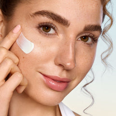 DayWear Multi-Protection Anti-Oxidant 24h Moisture Creme SPF15