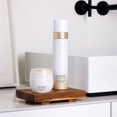 Sensai Absolute Silk Micro Mousse Treatment